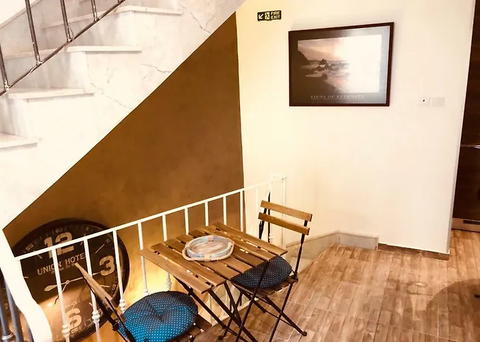 Nautilus Boutique Townhouse *