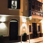 Πανδοχείο Nautilus Boutique Townhouse
