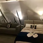 Nautilus Boutique Townhouse