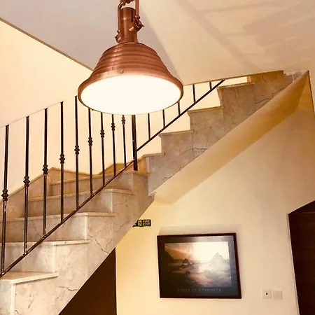 Nautilus Boutique Townhouse Fogadó *