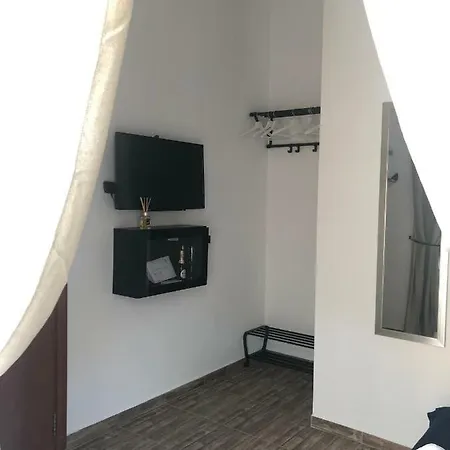 Nautilus Boutique Townhouse 슬리에마