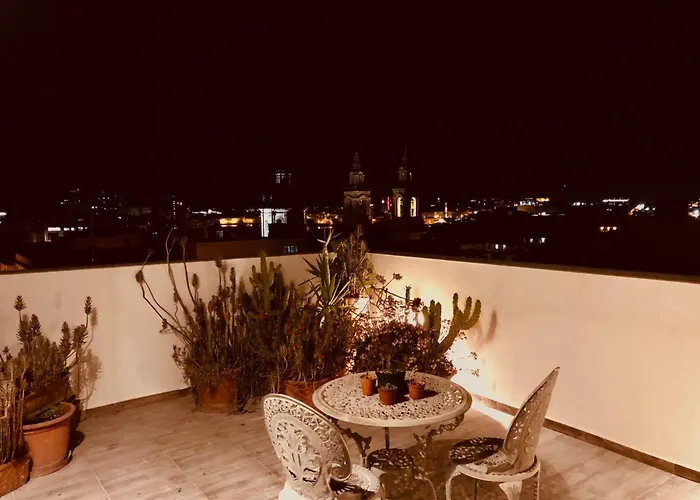 Han/Misafirhane Nautilus Boutique Townhouse Sliema