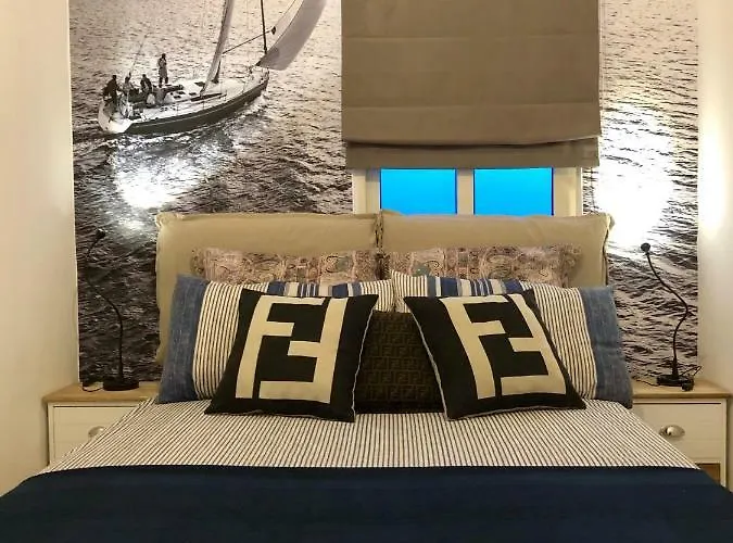 Han/Misafirhane Nautilus Boutique Townhouse