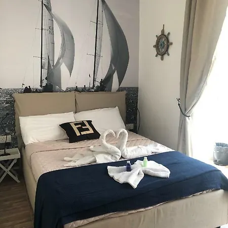 Nautilus Boutique Townhouse 宾馆