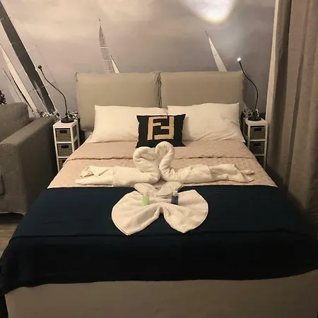 Nautilus Boutique Townhouse * 斯利马