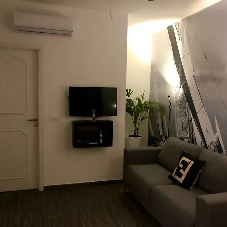 Nautilus Boutique Townhouse 宾馆 *